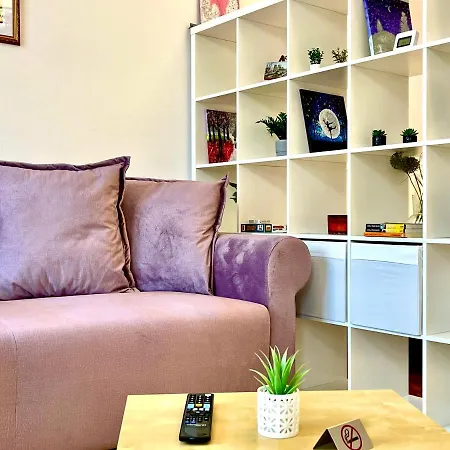 Apartment Grandeur